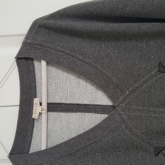 PH8 Cropped Sweater - Picture 2 of 5